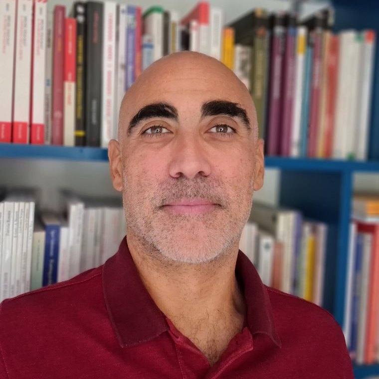 Ritratto di Davide Cadeddu
